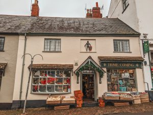 VISITING DUNSTER CASTLE & DUNSTER MEDIEVAL VILLAGE