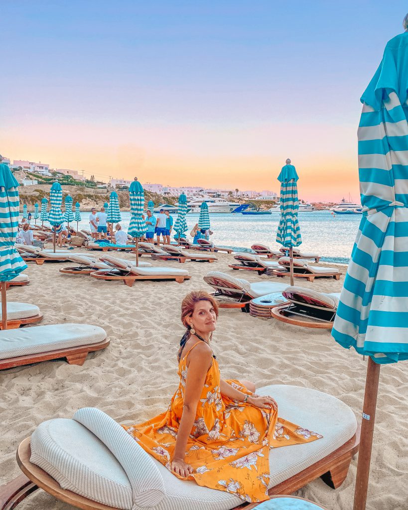 WHERE TO PARTY IN MYKONOS: MYKONOS' BEST BEACH CLUBS – Travel With Pau